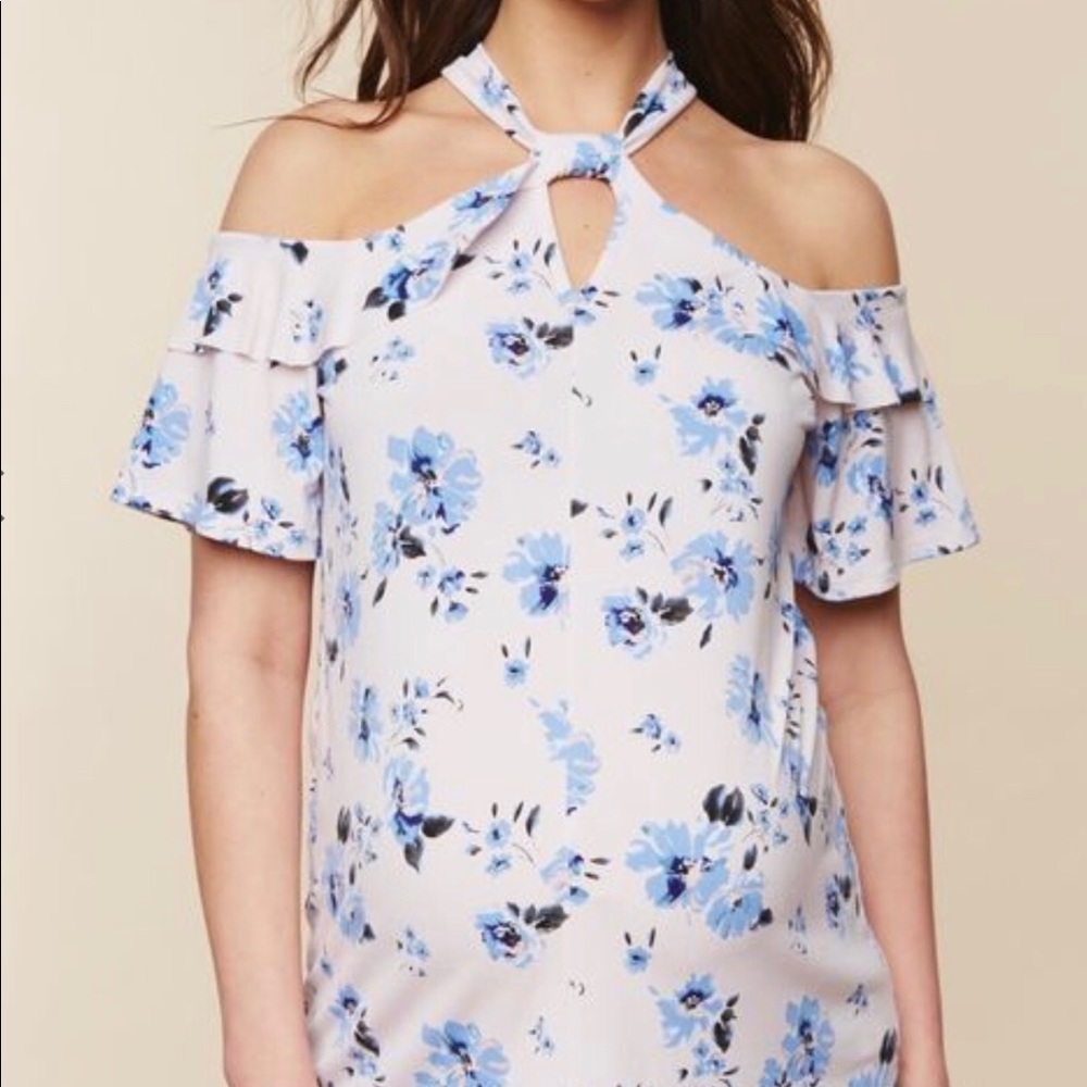 Maternity off shoulder shirt